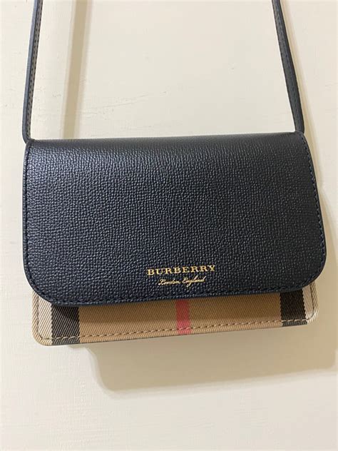 黑色 burberry 斜背包|Burberry Limited.